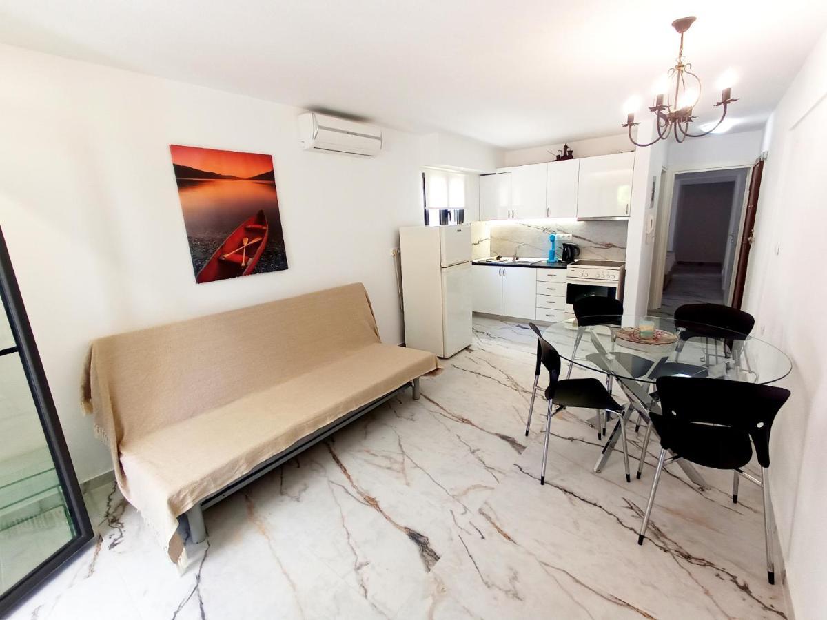 Salonikiou Beach Apartments Akti Salonikiou Extérieur photo