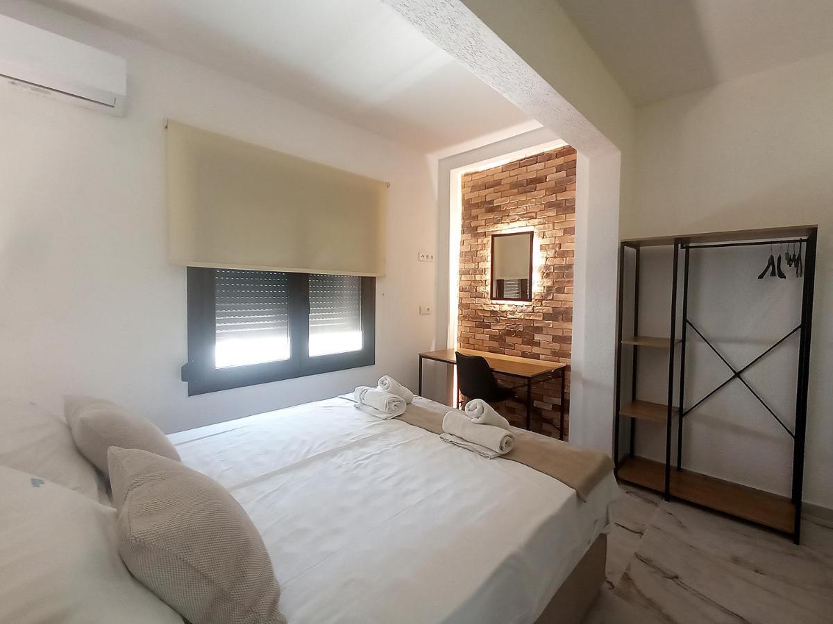 Salonikiou Beach Apartments Akti Salonikiou Extérieur photo