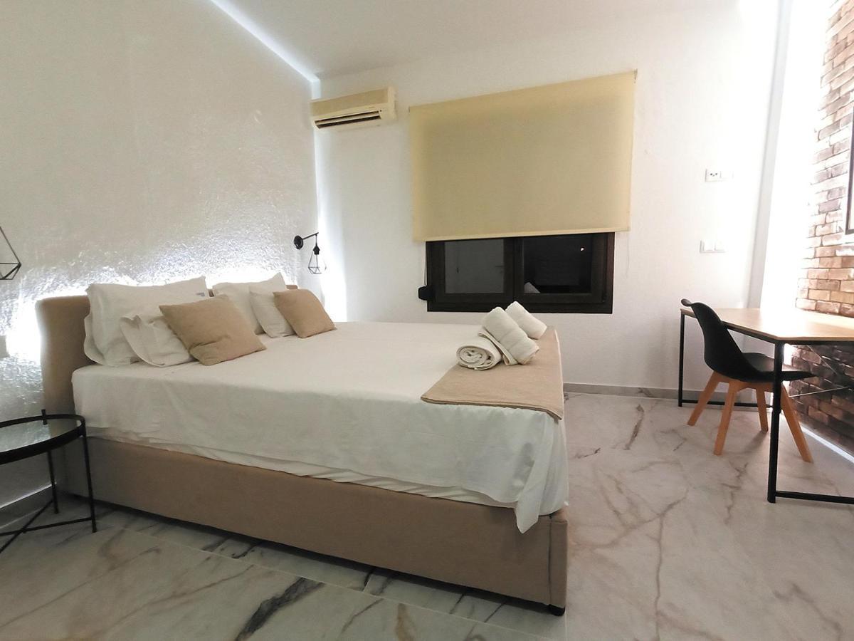 Salonikiou Beach Apartments Akti Salonikiou Extérieur photo