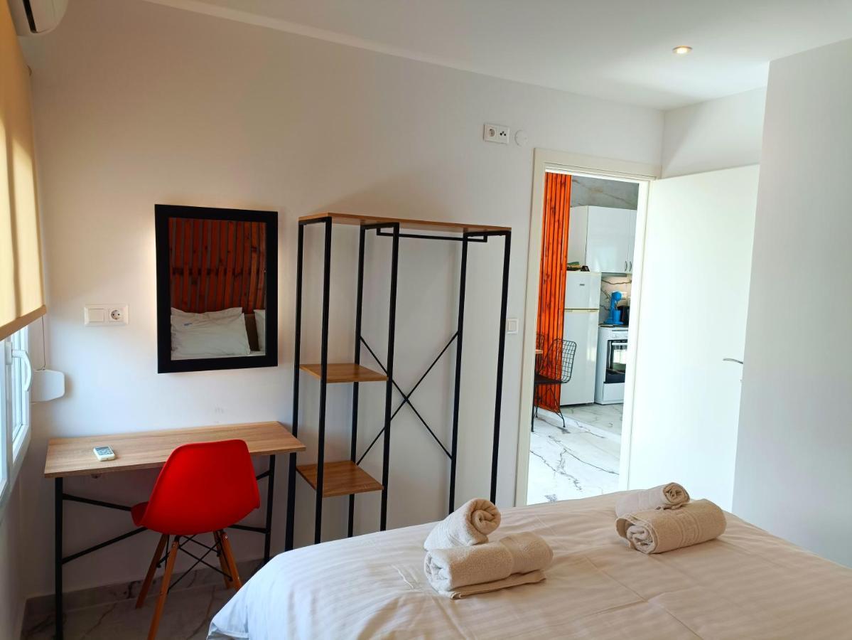 Salonikiou Beach Apartments Akti Salonikiou Extérieur photo